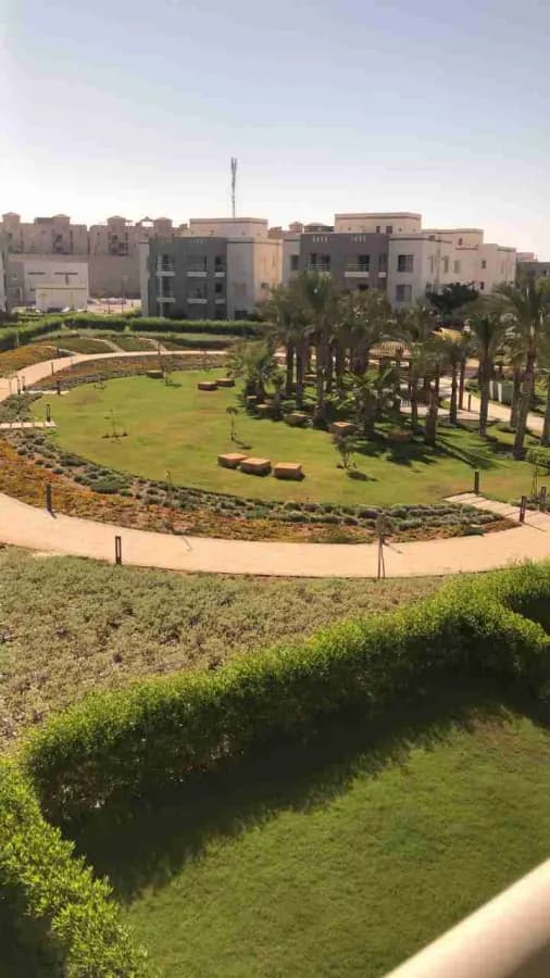 Penthouse, Amwaj