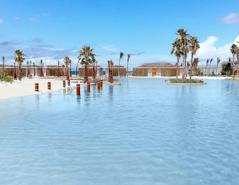 Cabin, Zoya Ghazala Bay