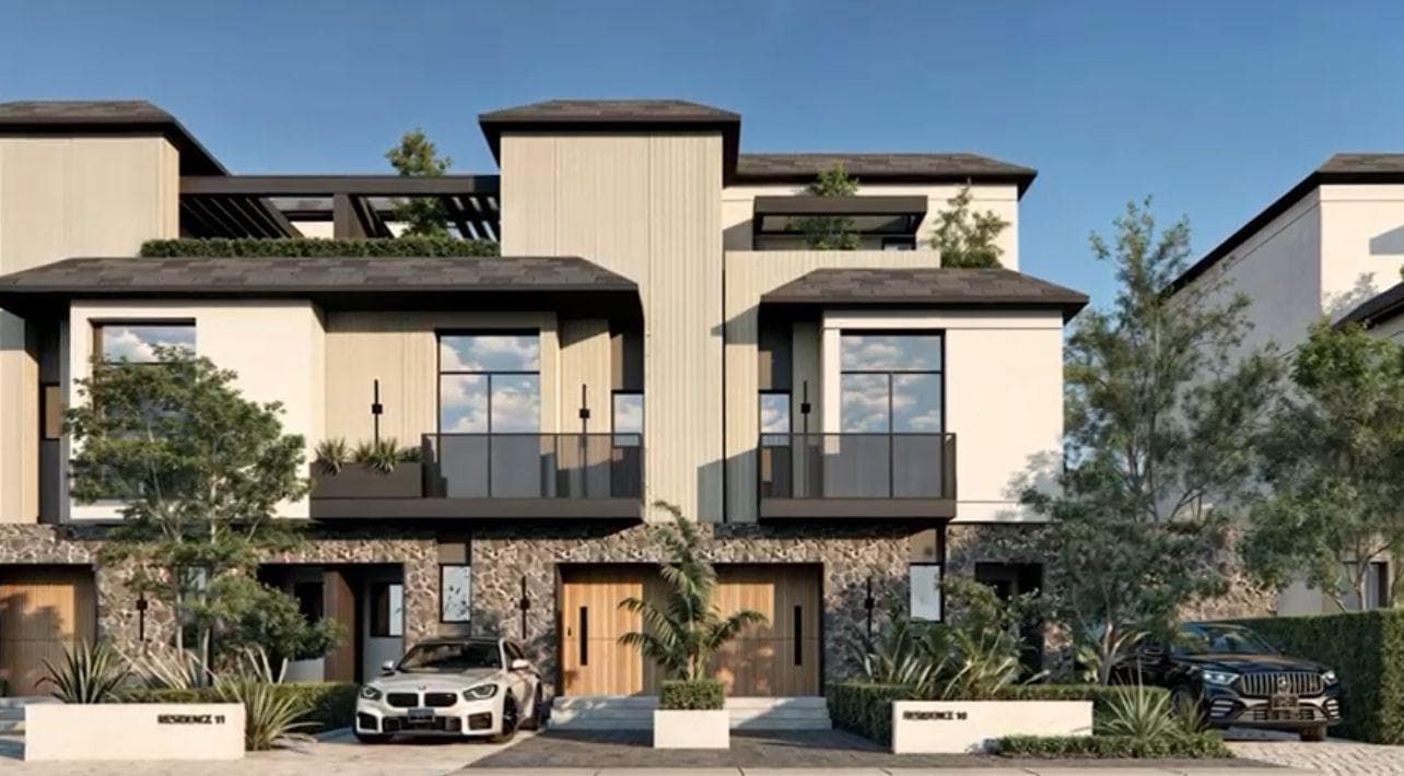 Townhouse, Diplo East