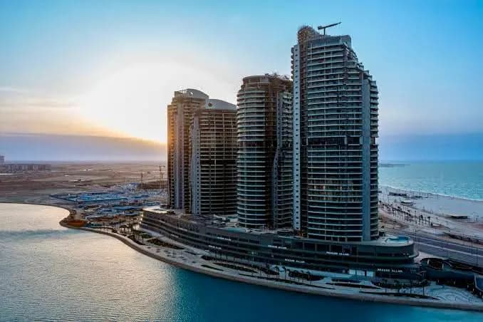 Apartment, Beach Front Towers