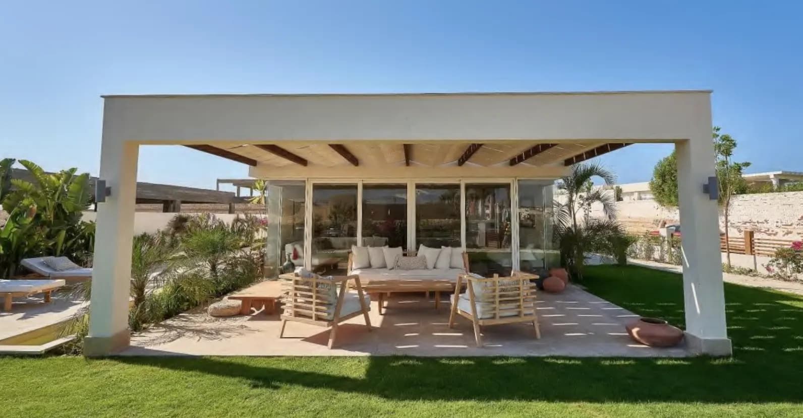 Villa, Roots-Beit Al Bahr
